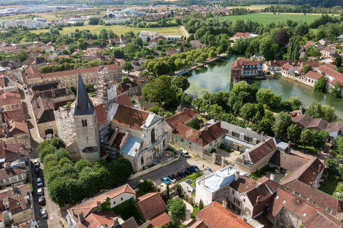 Eglise Saint-Maclou de Bar-sur-Aube 3 - © Studio OG (1).jpg Studio OG