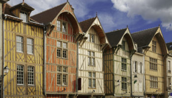 Rue Emile Zola Rue Emile Zola